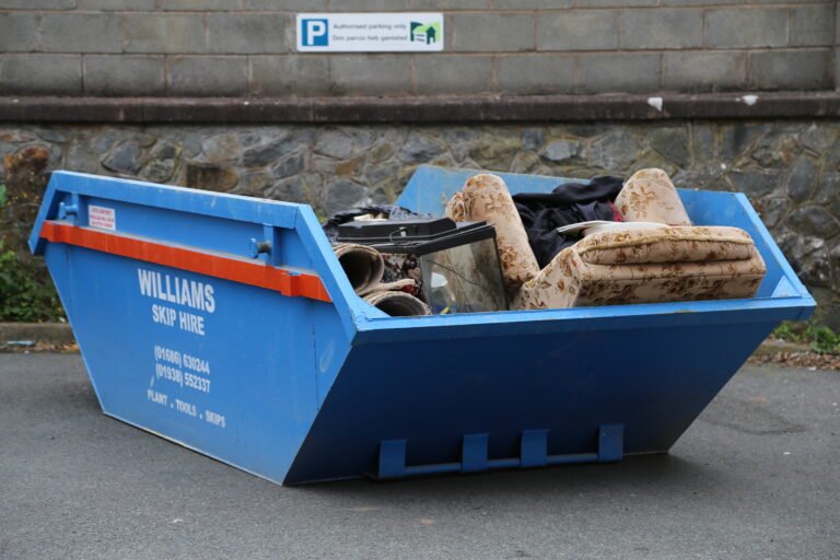How to dispose of a sofa: your ultimate guide