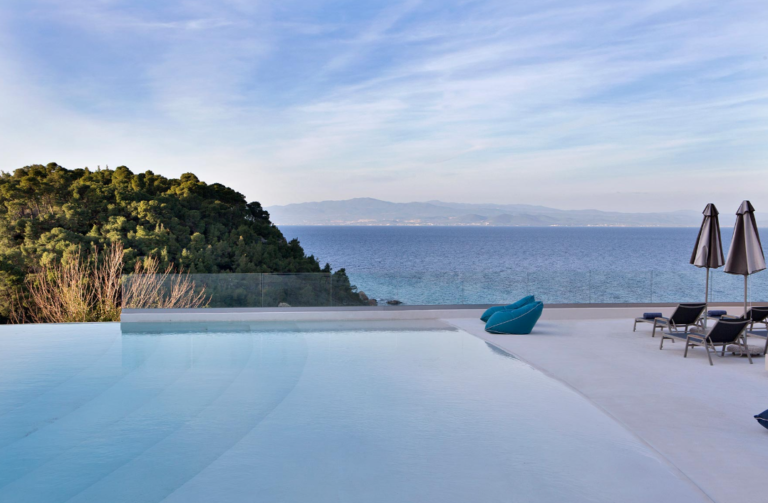 Halkidiki 5-Star Hotels – A Mini Guide